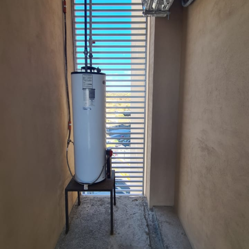 Departamento en venta o renta en Querétaro en Querétaro en condominio Levant Diamante. Equipado, cuenta con patio de servicio.